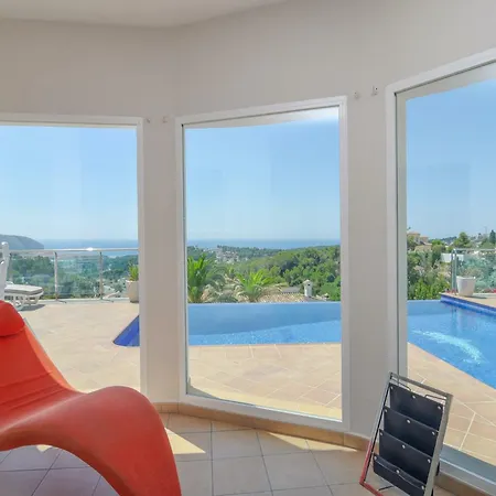 Unique In With Infinity Pool Villa