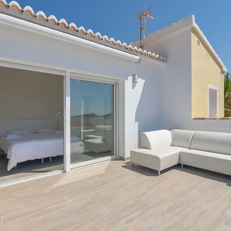 Unique In With Infinity Pool Moraira