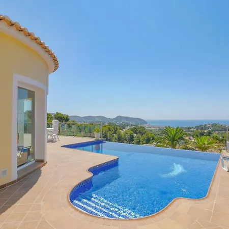 Villa Unique In With Infinity Pool *