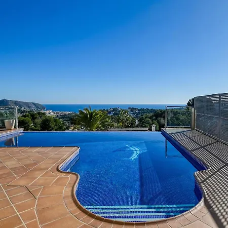 Unique In With Infinity Pool Moraira