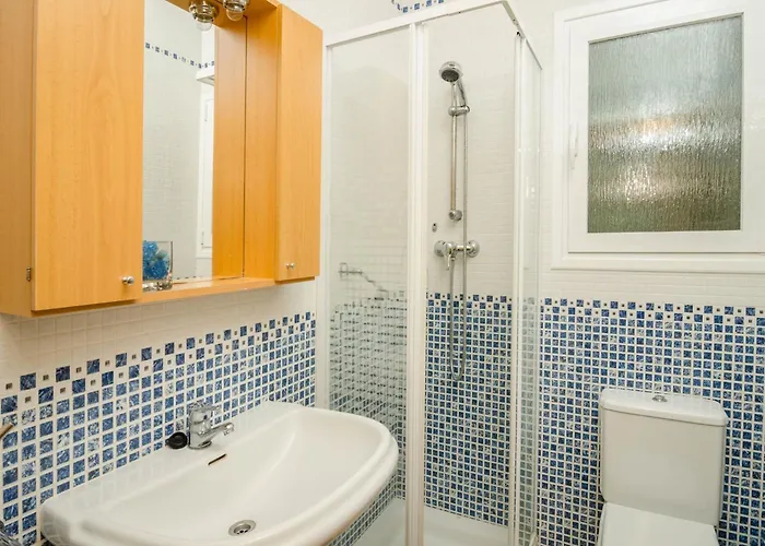 Villa Unique In With Infinity Pool *